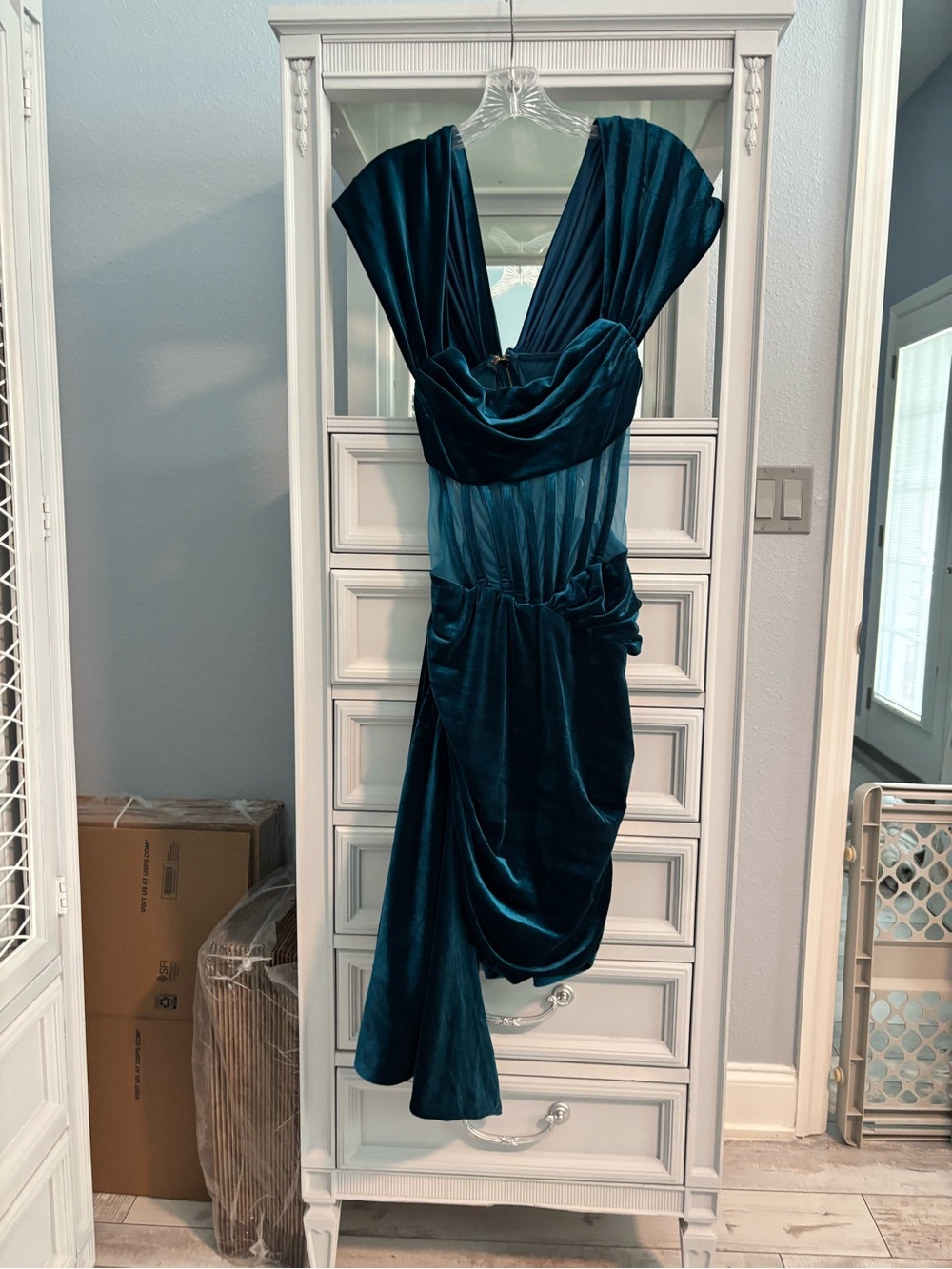 One-Shoulder Teal Velvet Draped Evening Dress - Picture 4 of 8